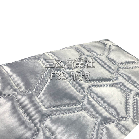 雙層無縫貼合舖棉熱壓花